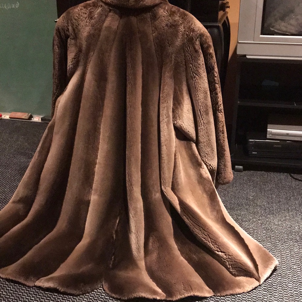 Coat - Picture 2 of 2